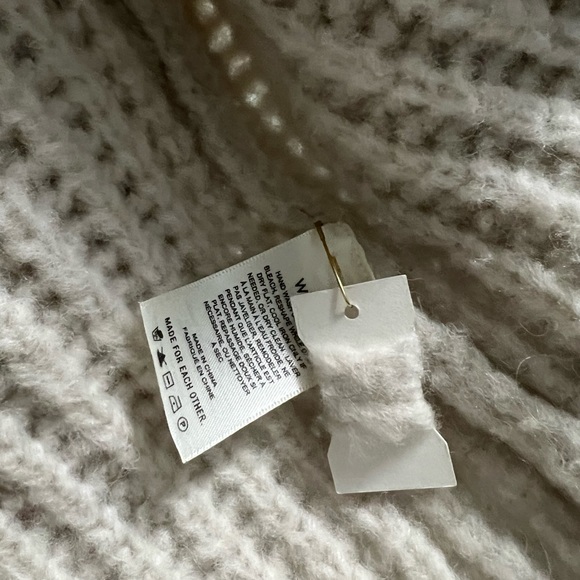 Wilfred Jillian Cardigan - Picture 6 of 9